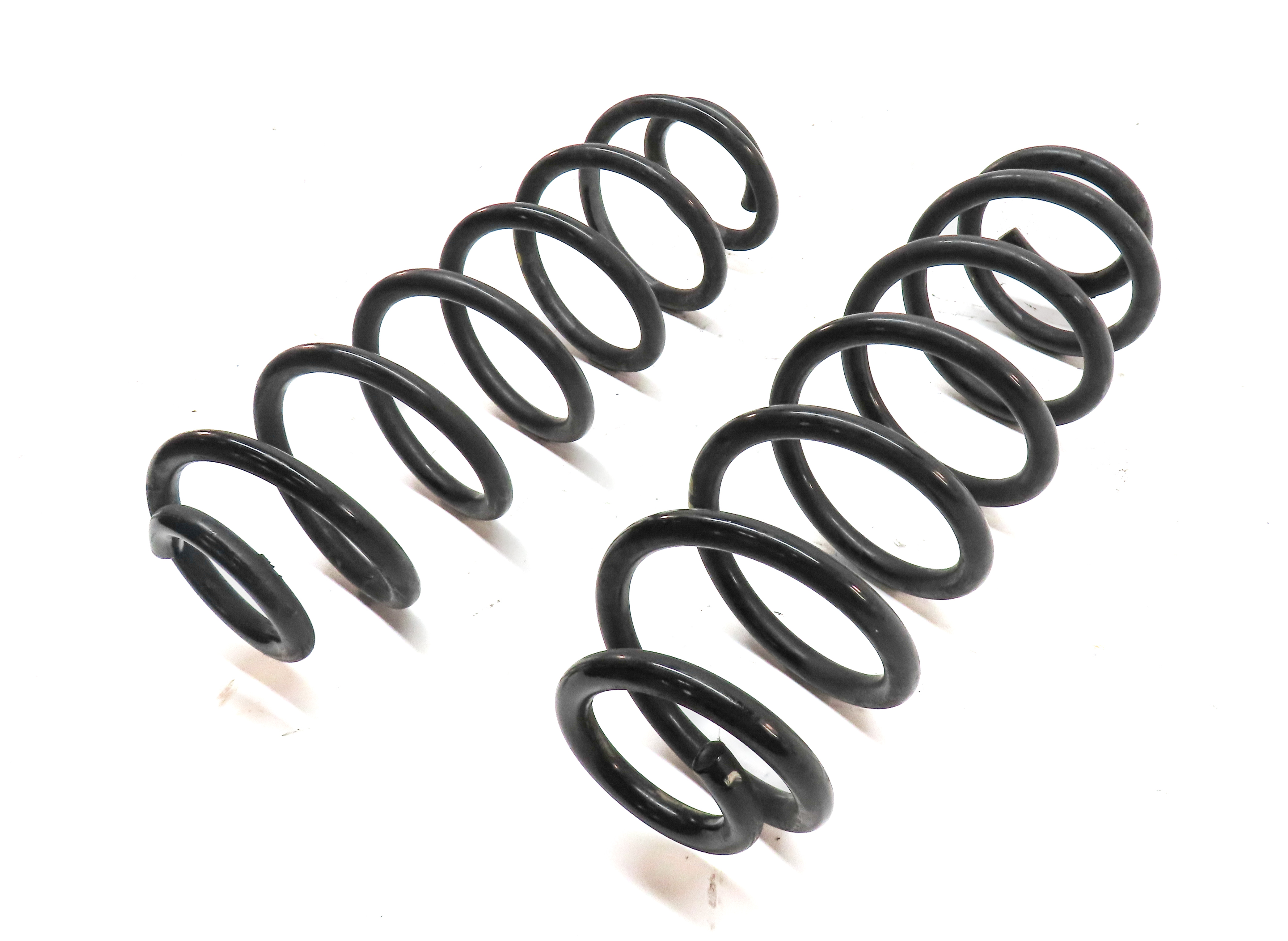 2009-2018 VW TIGUAN / AUDI Q3 (8U) LEFT & RIGHT REAR SUSPENSION COIL SPRING SET — exact item pictured